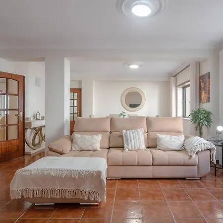 Terrace בוארקוס